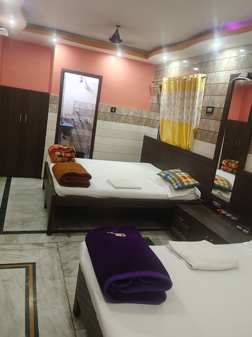 Triple Bed / 3-Bed Family Room
